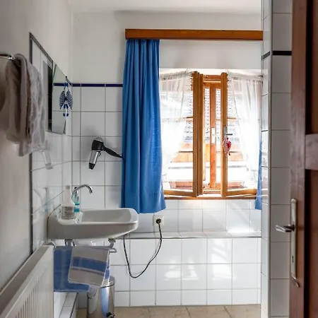 Gasthof Kreuz Guest house