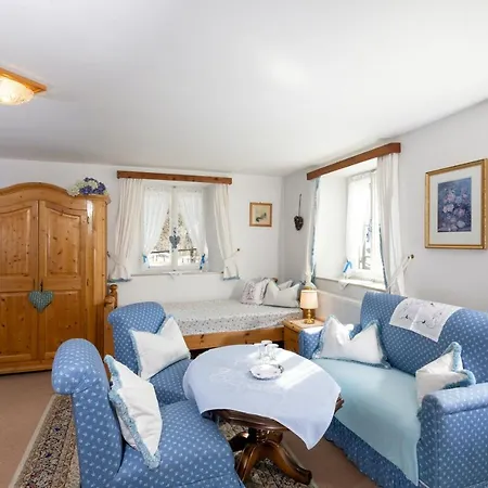 Guest house Gasthof Kreuz Rieden
